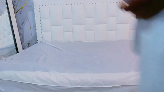 naughty_ebonyy