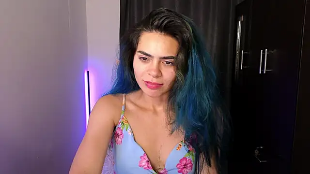 sexyladyy_ - Sexyladyy_'s free webcam