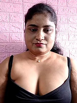 hornyriyanka - Hornyriyanka's free webcam - UK Sex Cams