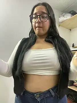 sara_roy04_