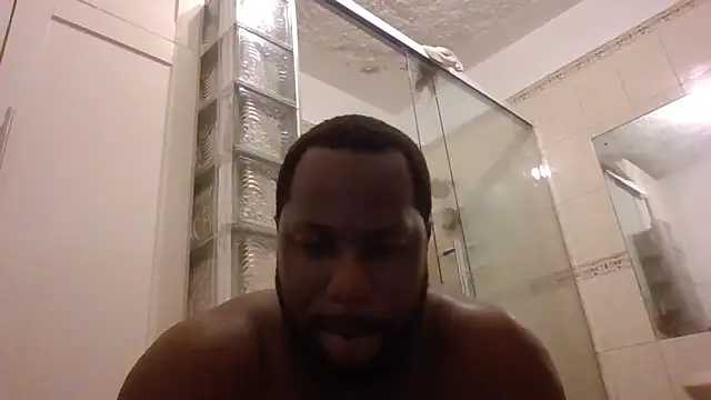 Bighood_T Live Webcam on Stripchat