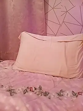 irresistible24 - Irresistible24's free webcam