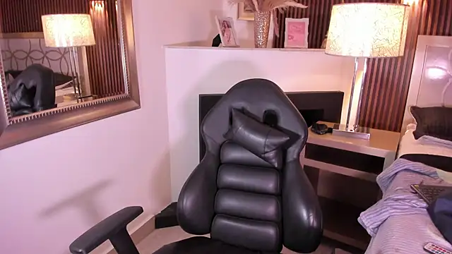 NattashaHotson
