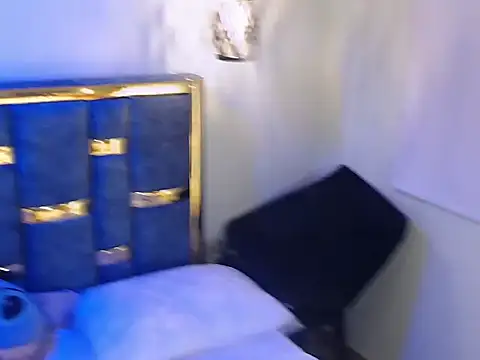 emily_fox_3