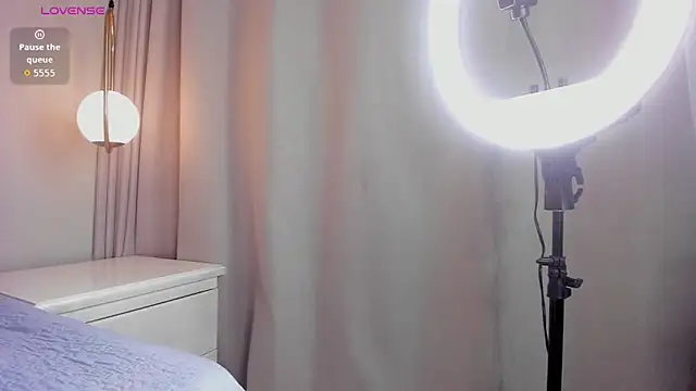 ashlye_white