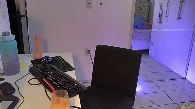 raposinharabuda - Raposinharabuda's free webcam
