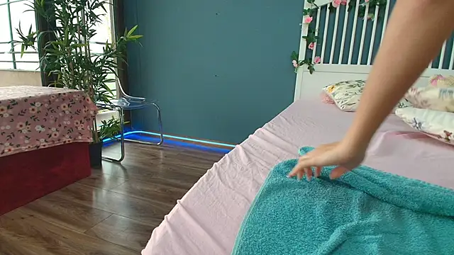 alicepirs - AlicePirs's free webcam - UK Sex Cams