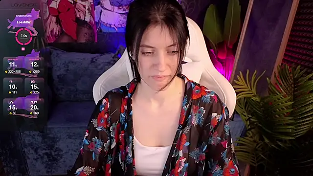 roxy_riot_