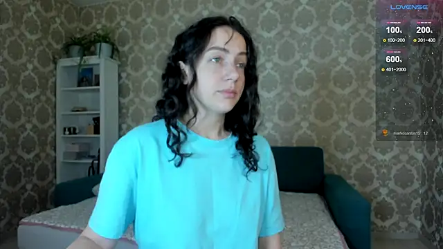 louise_lavender - Louise_Lavender's free webcam