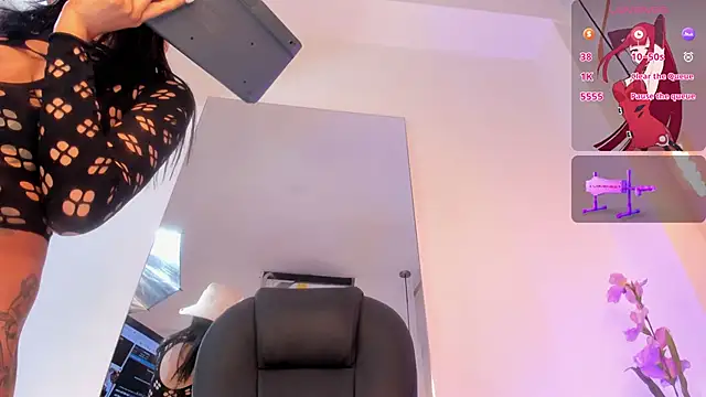 Juliett_Adams_