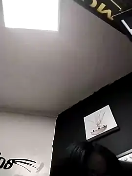 vanelopeks - Vanelopeks's free webcam