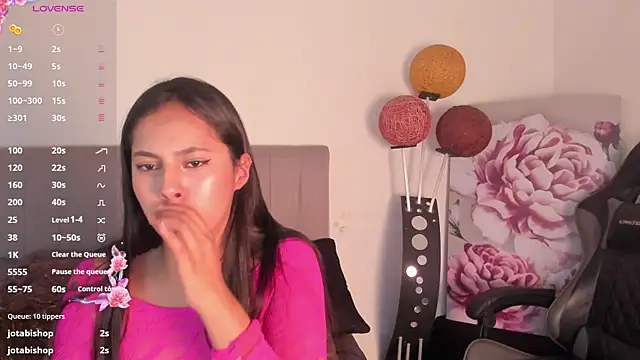 soffirousee - SoffiRousee's free webcam
