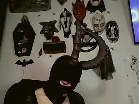 Модель: FeticheMacabre