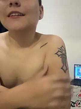 black_wolf_26 - Black_wolf_26's free webcam