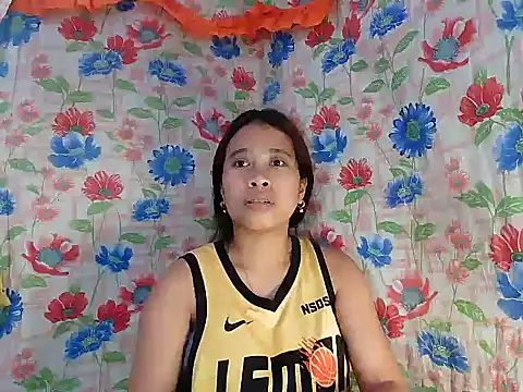 Pinay_Skinny18