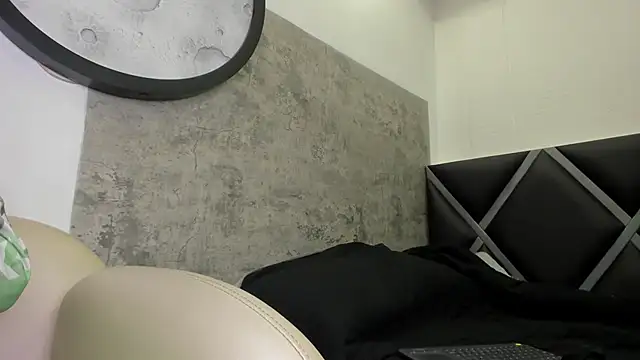 lucian_grey - Lucian_grey's free webcam