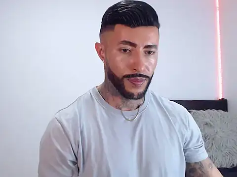 andrea_de_lucaa - Andrea_de_lucaa's free webcam
