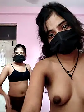 Hot-komall Live Webcam on Stripchat