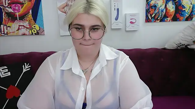 Amber_Monro