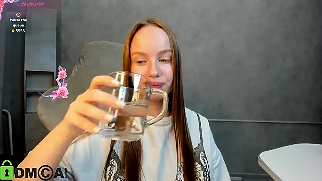 Bunny_Luvv from StripChat is Freechat