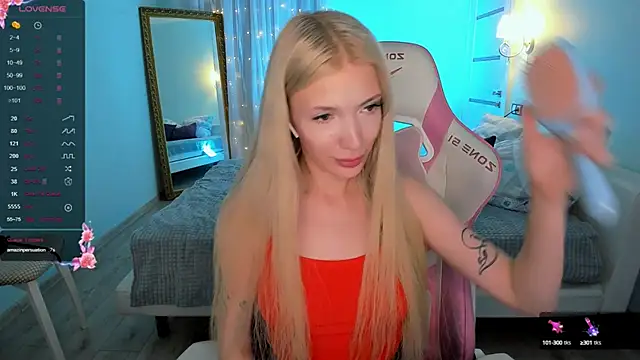 AnyaTaylor_