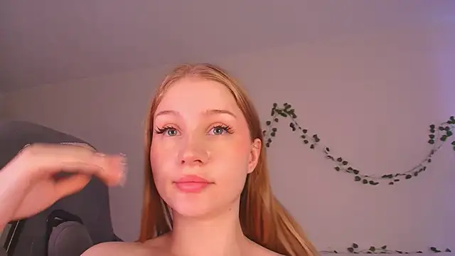Eva_Davi