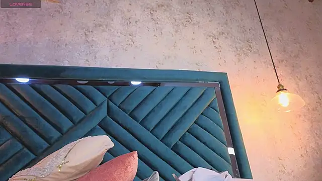 Lucy_Vega