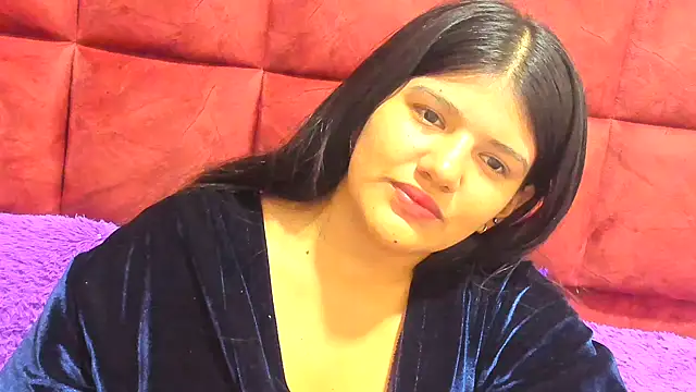 AANGELADIAZZ