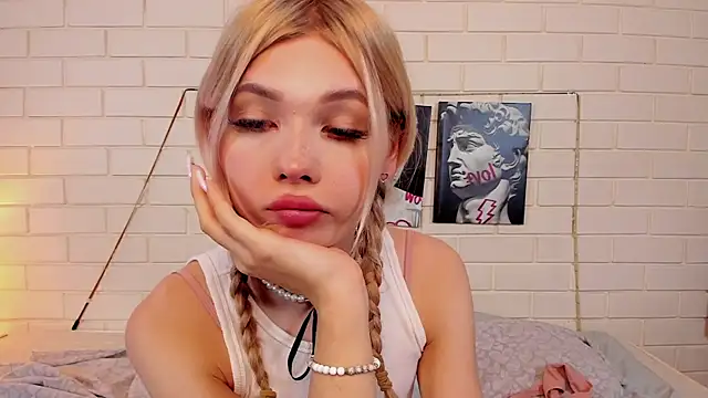 Blondy_Fina