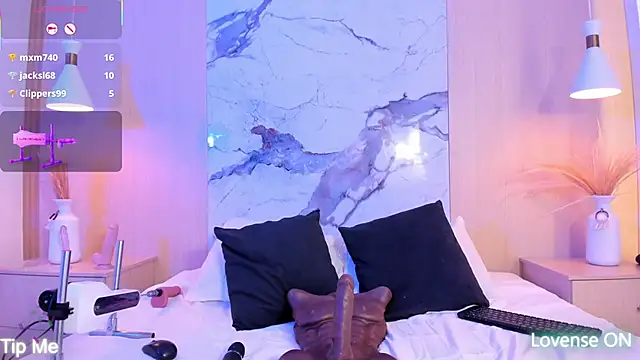 DollyBrowncc