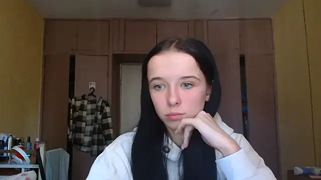 Emilia_Light