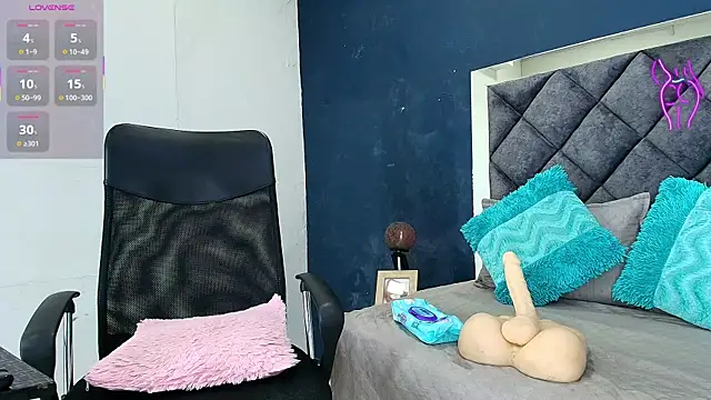 Lisa_Louis