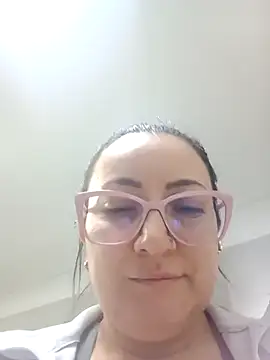 monserratizzy - Monserratizzy's free webcam - UK Sex Cams