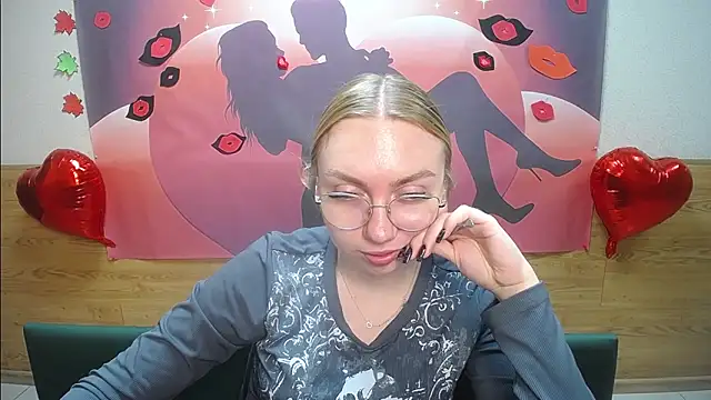 beatricefly - BeatriceFly's free webcam