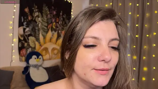 SweetyKatherine from StripChat is Freechat