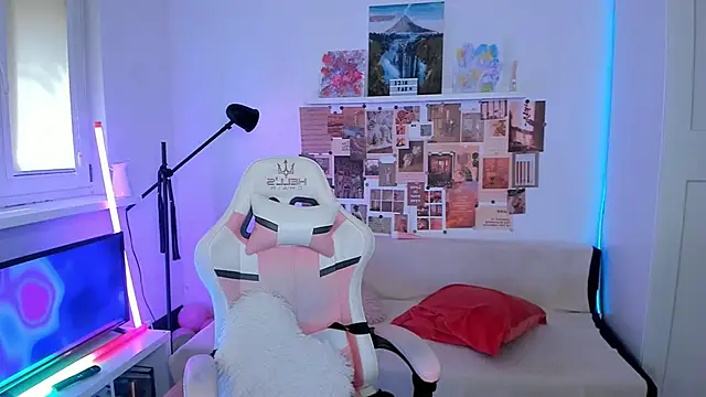 Mia_Madden