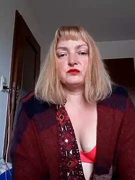 lilulilulilu - LiluLiluLilu's free webcam