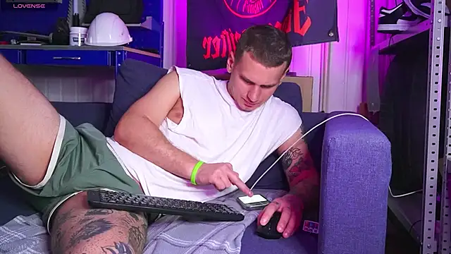 vance_rulez (M young) - the best cum of this site