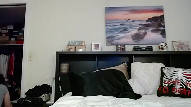  xxxCRYSTALxxx chat room
