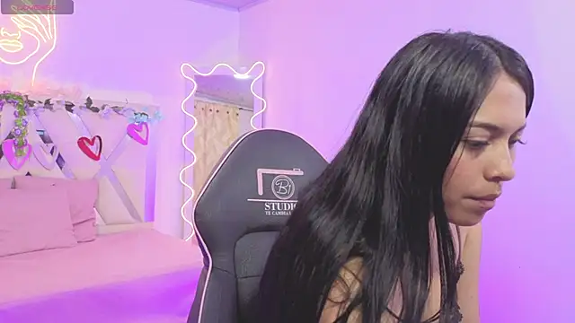chleo_tay