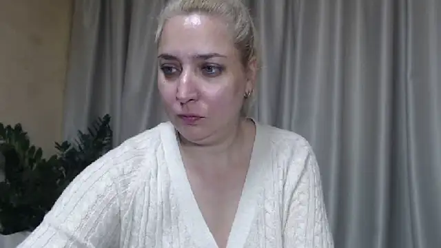 sweetpussy13 - Sweetpussy13's free webcam