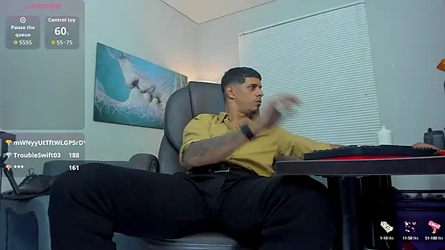 vincen_jose Live Webcam on Stripchat