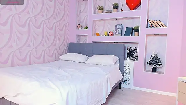 FloraDobb