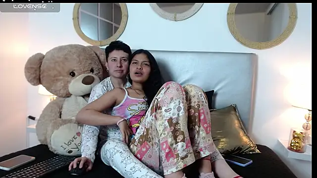 Gaby_and_Mei