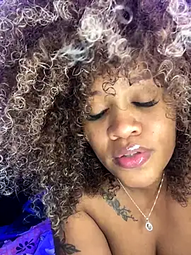 riri_brunnete
