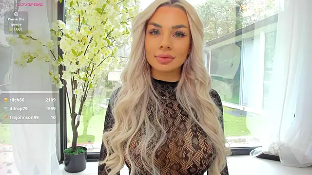Russian_Ava