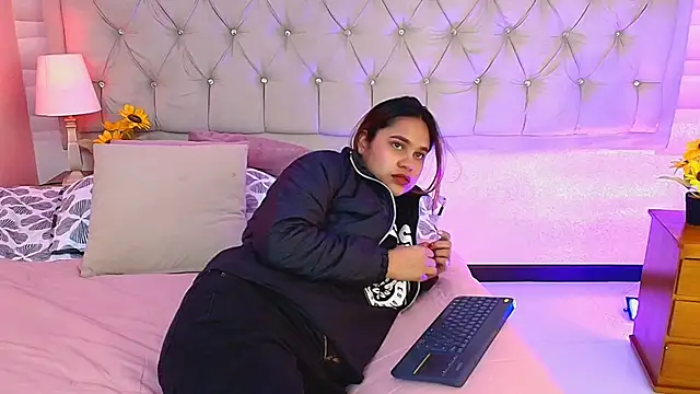 Stormi_Rose