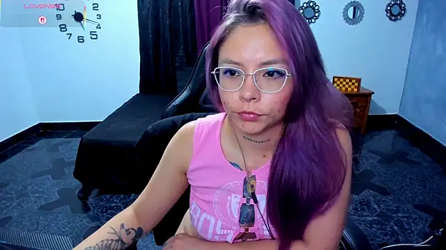 lilsasha - LilSasha's free webcam - UK Sex Cams