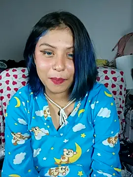 azulzulix from StripChat is Freechat