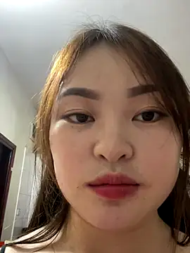Nhi999